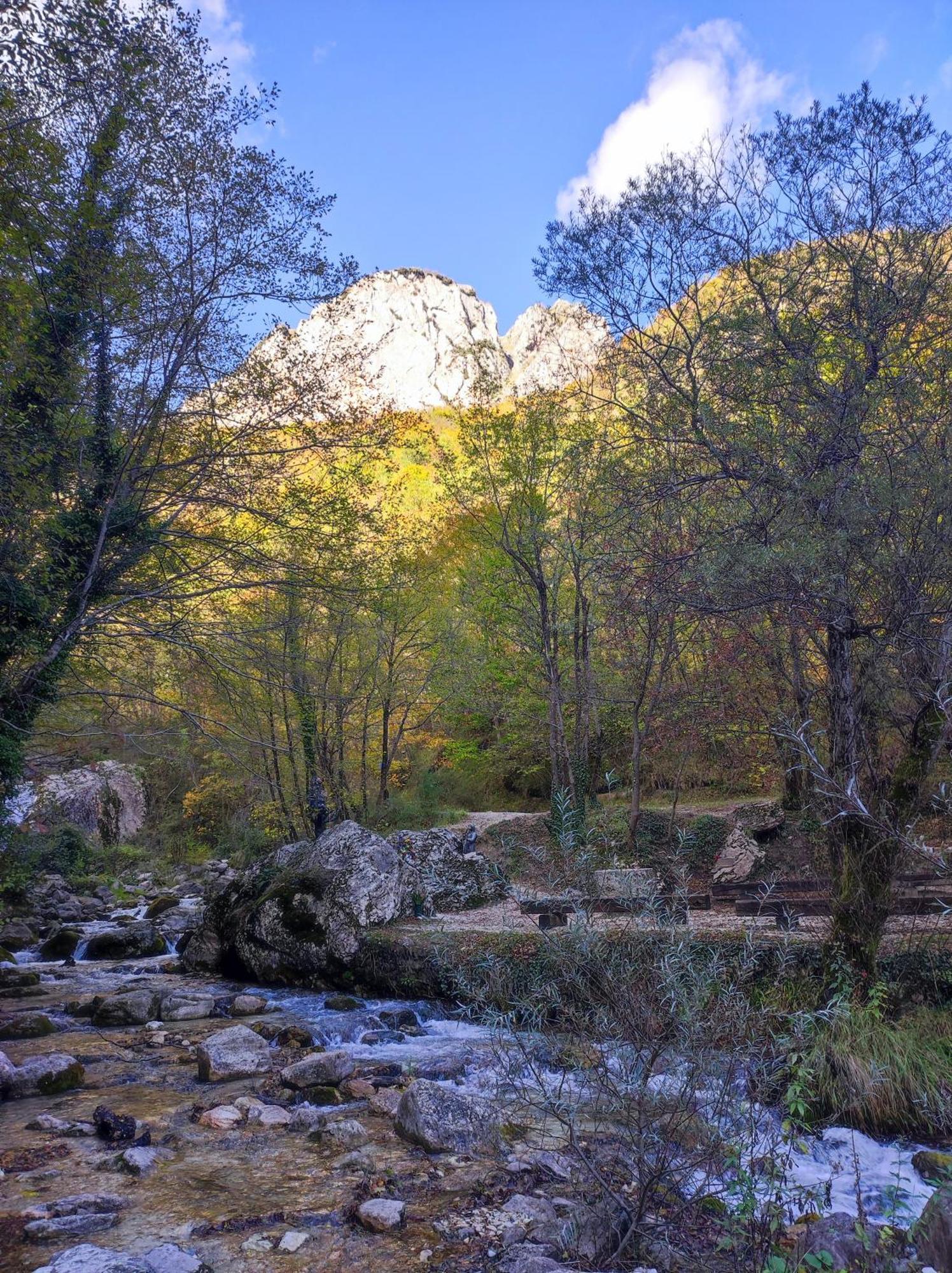 Locanda Della Rocca Sarnano Luaran gambar