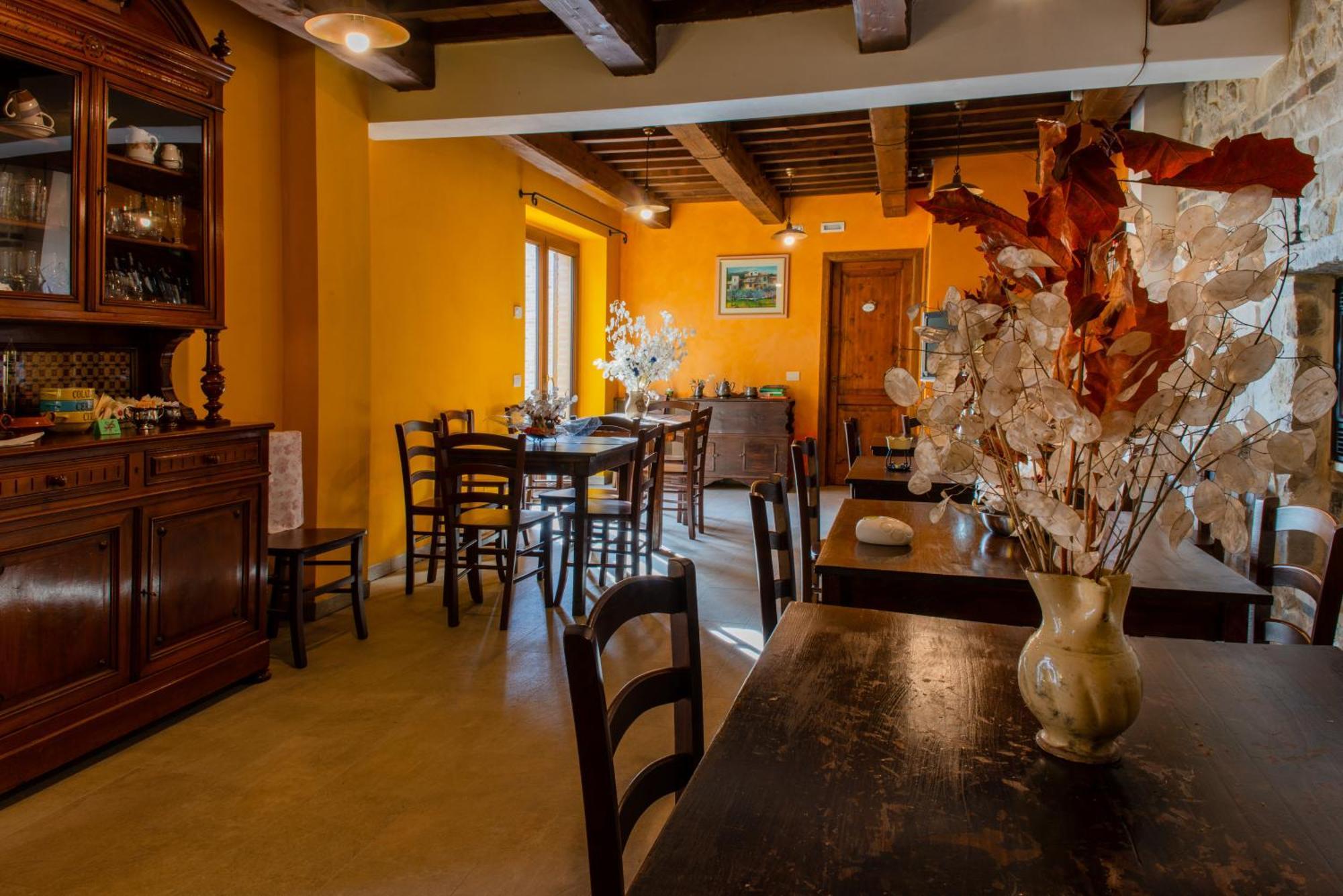 Locanda Della Rocca Sarnano Luaran gambar